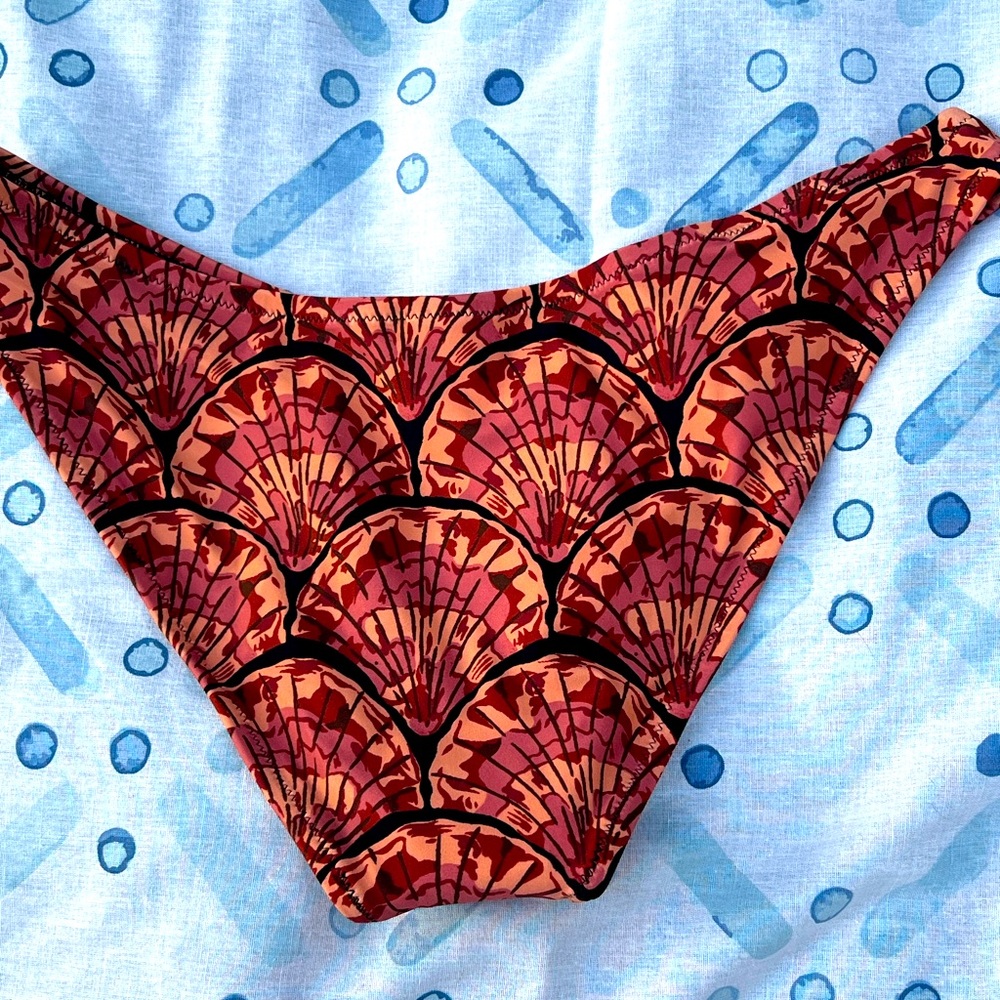 Bikini bottom